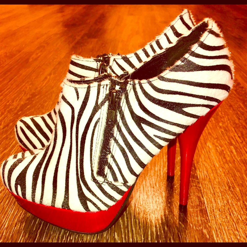 🔥SUPER SALE🔥 ZEBRA PRINT PLATFORM ANKLE HEELS